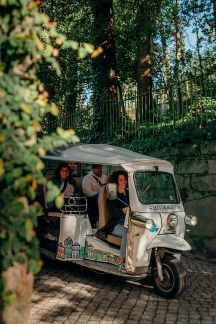 Porto Tuk Tuk Tour: Clérigos, Scenic & Viewpoints - 1H to 4H - Starting near Alexandre Herculano Street