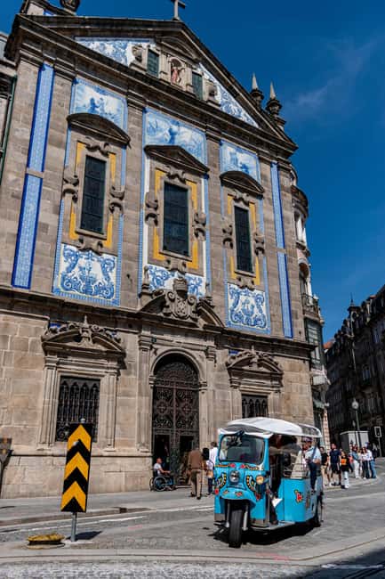 Porto: Tuk Tuk Tour with Olive Oil Tasting - Seeing Porto Before Your Feet Give Up