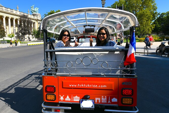 Premium private tour of Paris in an Electric TukTuk (4 hours) - What this private Paris tuk-tuk tour really offers