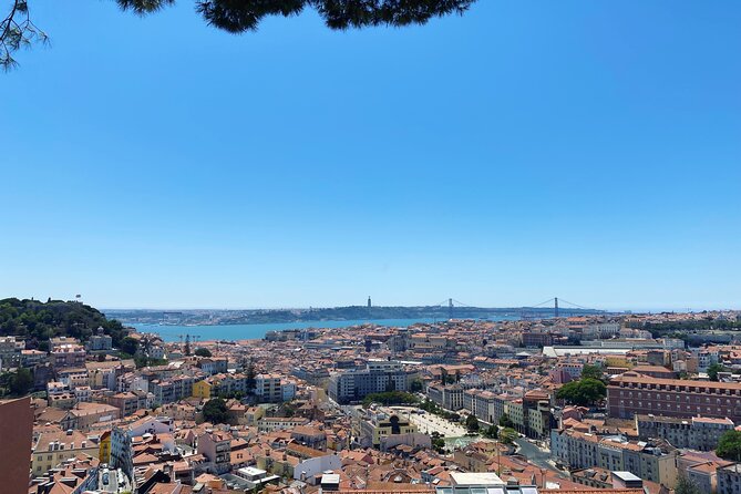 Private 1H30 Tuk Tuk Tour in Lisbon City - Senhora do Monte for Lisbon from above