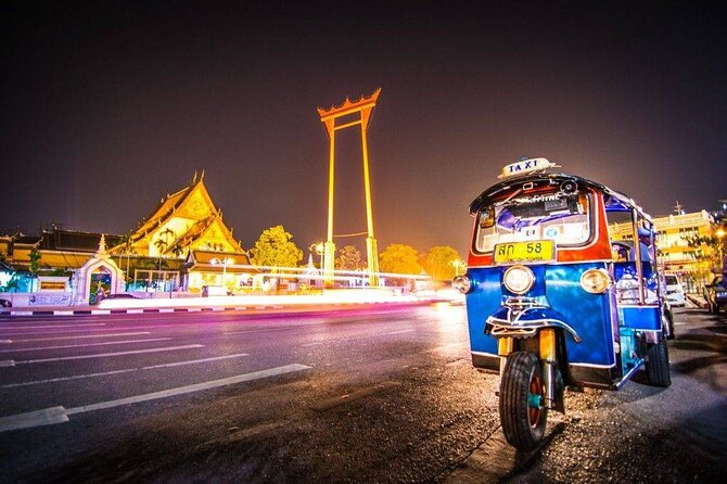 Private Bangkok Night City Tour by Tuk-Tuk with Thai Food - Wongwian Yai and the first taste of local Bangkok