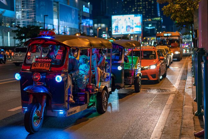 Private Bangkok Night City Tour by Tuk-Tuk with Thai Food - Meeting at Krung Thonburi BTS Station