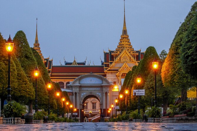 Private Bangkok Night Tour by Tuk Tuk with Dinner - The Grand Palace as a nighttime photo stop