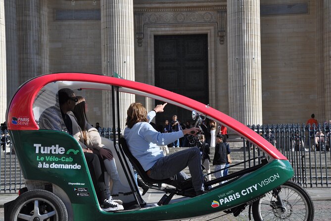 Private City-Tour by rickshaw bike in Paris: The "Saint-Germain" - The Panthéon and its grand dome