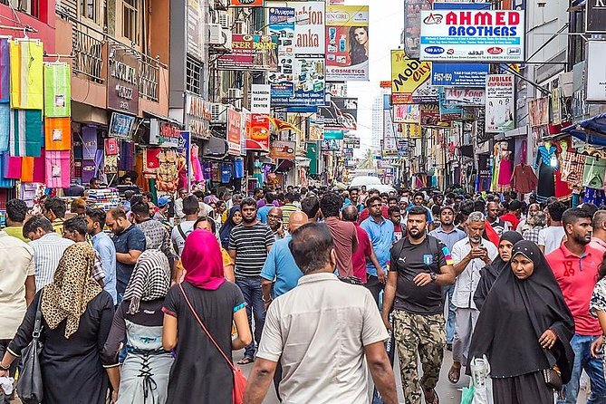 Private City tour in Colombo By tuk tuks or Cars - Colombo Fort, Pettah, and the floating market