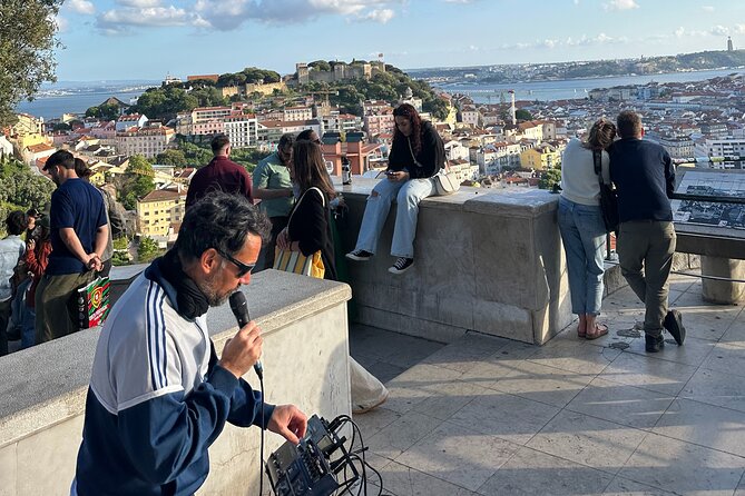 Private Eco Tuk Tuk Tour of Lisbon's Center Essential Landmarks - Taking in the city from São Pedro de Alcântara