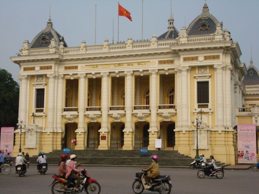 Private Evening Cyclo Tour with Water Puppet Show - Starting at Hoan Kiem Lake around 6:00 PM