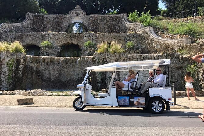 Private Florence Tour by Golf Cart ETukTuk with Audio Guide - Piazza San Firenze and the final central sights