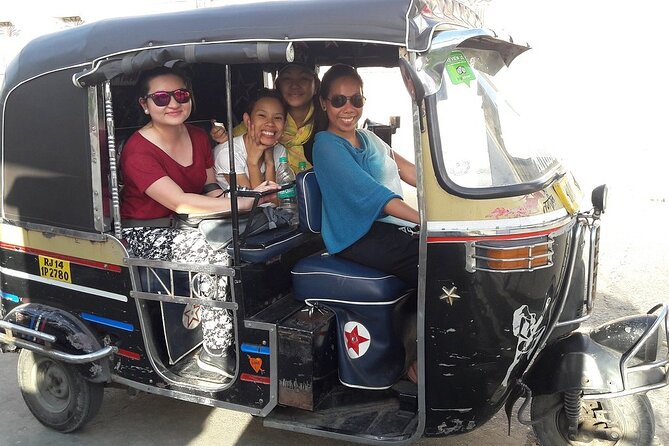 Private Full Day Jaipur Tour by Tuk-Tuk - Riding Jaipur by private tuk-tuk