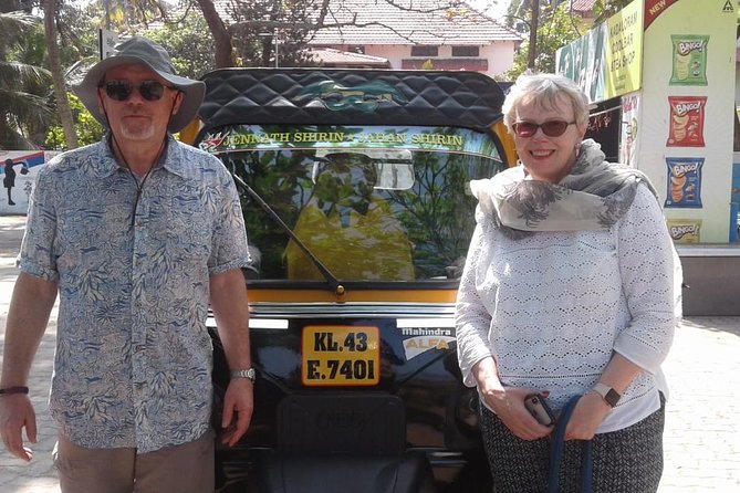 Private Guided Kochi Tuk tuk Tours with Pickup from Cruise Ships - Meeting your driver at Cochin Port Authority