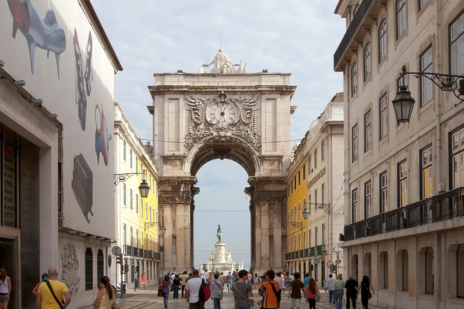 Private guided tour to 7 Colinas and Belém in an electric Tuk Tuk with 4.5 hours. - Crossing into Belém along the Tagus