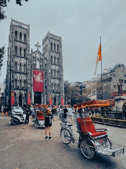 Private Half-Day Hanoi City Tour with Cyclo and Train street - A Half-Day Snapshot of Hanoi
