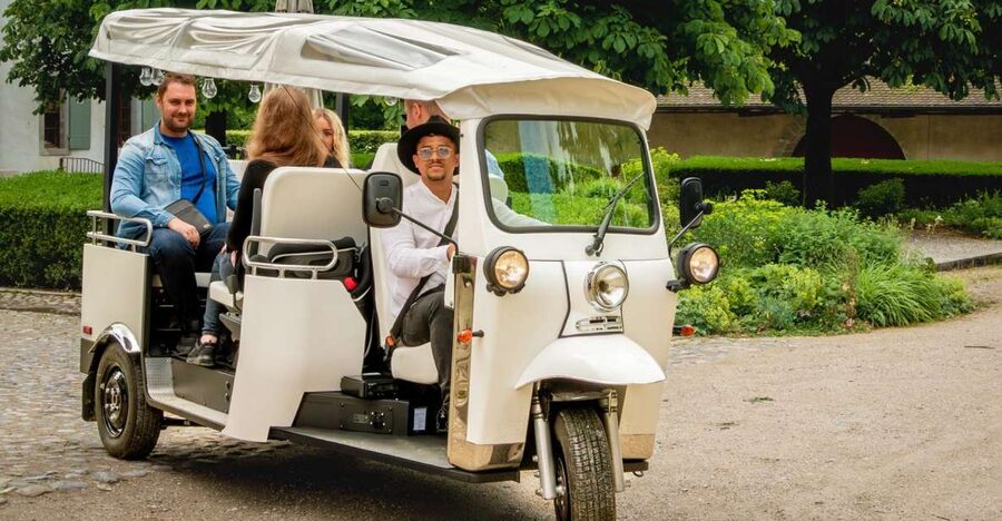 Private Highlights Top Places Tour Electric TukTuk 1h15 - What $101 per person buys you