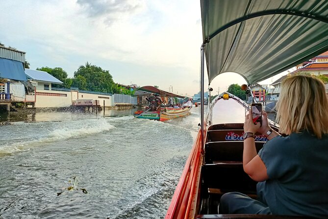 Private Mysterious Bangkok & Grand Palace, Tuk Tuk, Boat & Lunch - Amulet Market: a short stop with plenty to see