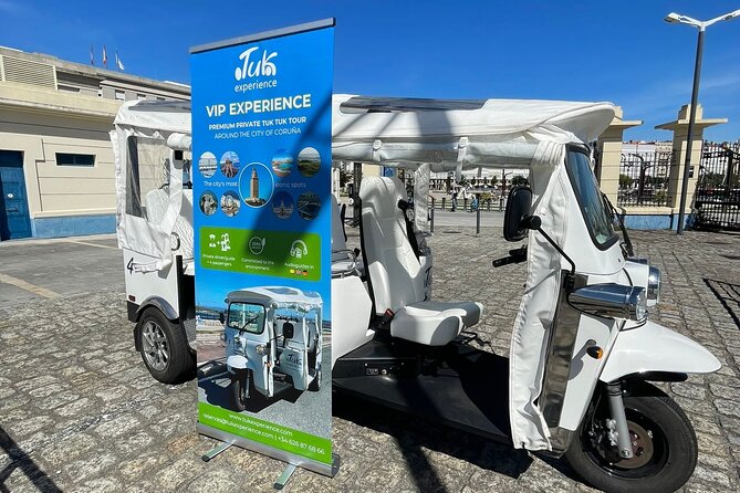 Private PREMIUM Tour EN Tuk tuk A Coruña - The Octopus Monument and Galician food