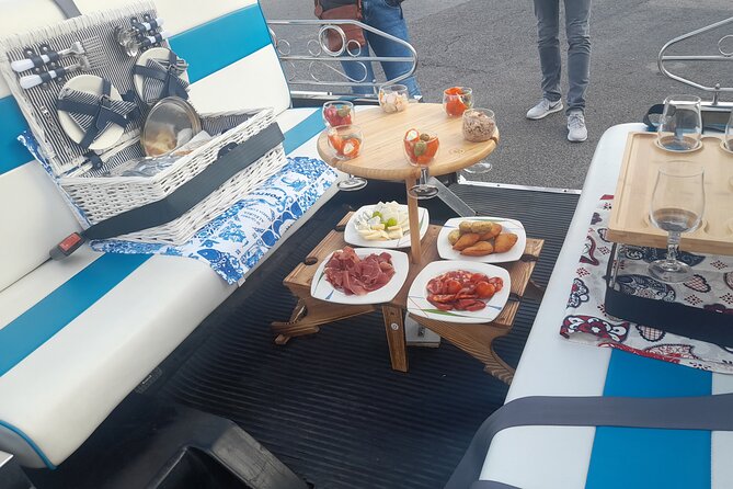 Private tapas tuk tuk tour through Lisbon - São Vicente, Alfama, and the city’s memorials