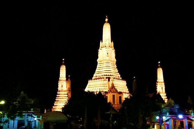 Private Tour : Bangkok Night Tour and Street food By Tuk Tuk and Boat - Chao Phraya River views at night