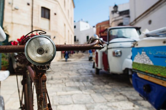 Private tour by Tuk Tuk of the Ostuni medieval quarter. - Duomo di Santa Maria Assunta: a five-minute look