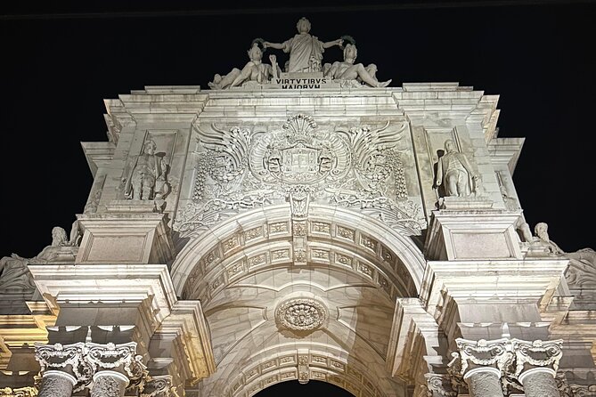 Private Tour DE Tuk Tuk Chiado and Bairro Alto in Lisbon - Largo do Carmo and the earthquake ruins
