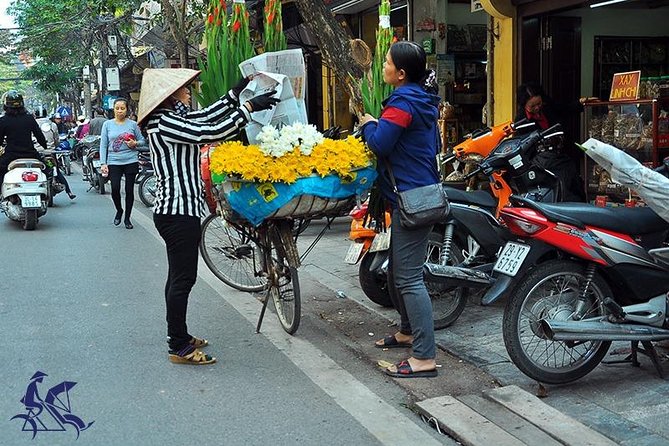 Private tour - Hanoi old quarter cyclo tour (2 hours) - The Old Quarter route, street by street