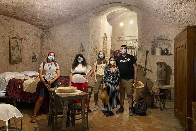 Private Tour in Tuk Tuk Sassi and Parco della Murgia Lungo - Inside Casa Grotta Sassi di Matera