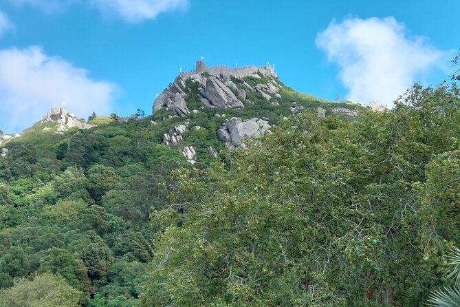 Private Tour Sintra, Palaces and Mountain Tuk Tuk(2 to 6 people) - The guide matters more than the vehicle