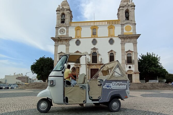 Private Tour throughout Faro in a TukTuk - Thirty minutes through Old Town Faro