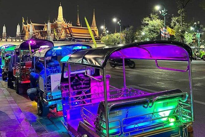Private Tuk Tuk Night Adventure with Dinner - The Grand Palace as a Night Photo Stop