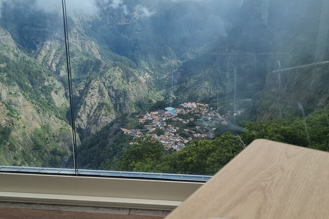 Private Tuk Tuk Tour in Nuns Valley - Pico dos Barcelos: Funchal Spread Below You