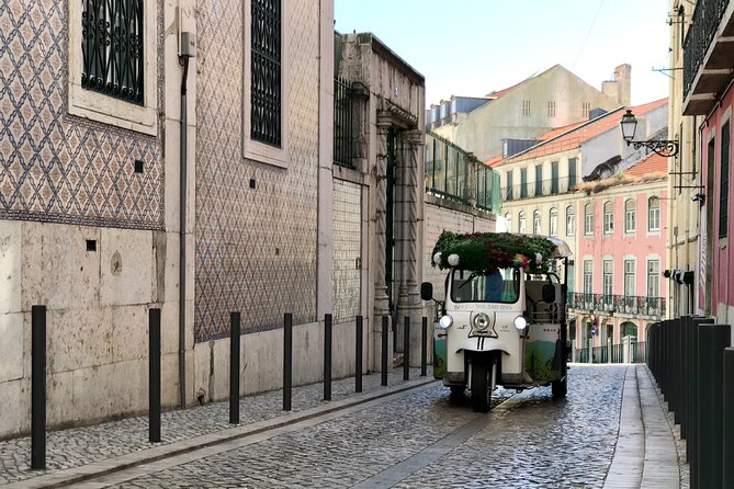 Private tuk tuk tour in old city Lisbon (Standard-1h30) - Key points to know before booking