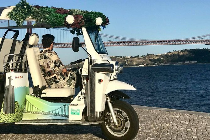 Private tuk tuk tour in old city Lisbon (Standard-1h30) - Why a tuk-tuk works well in Lisbon’s old city
