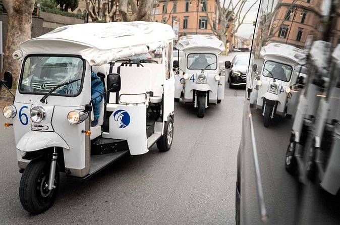 Private Tuk Tuk Tour in Rome - Sant’Ignazio and the Pantheon