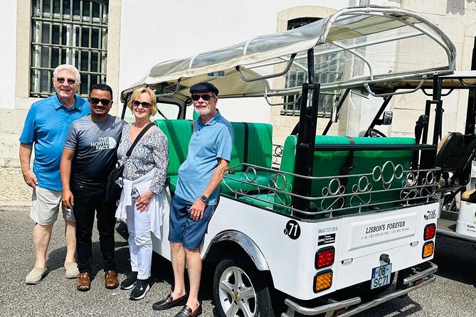 Private Tuktuk Tour - Amazing Old Town Lisbon- w/ pickup hotel - Graça and Senhora do Monte