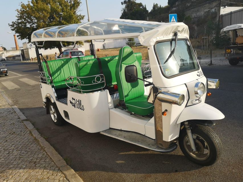 Private tuktuk Tour :Old Town Lisbon with hotel pick-up - Lisbon Cathedral: a short look at an old city landmark
