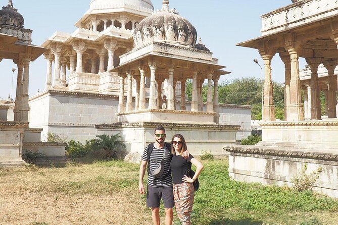 Private Udaipur Sightseeing Tour by Tuk-Tuk or Car with Driver - Ahar Cenotaphs and Folk Culture