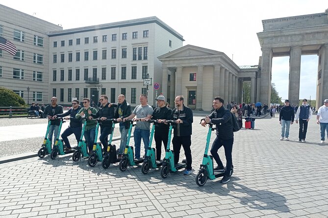 Private Up to 12 Guests-ONE RICKSHAW, E-Bikes, E-Scooters - From Alexanderplatz to Museum Island