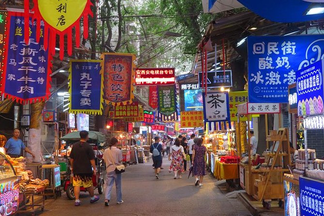 Private Xi’an Night & Food Tour by Tuk Tuk and Public Transportation - Why Xi’an Works So Well After Dark