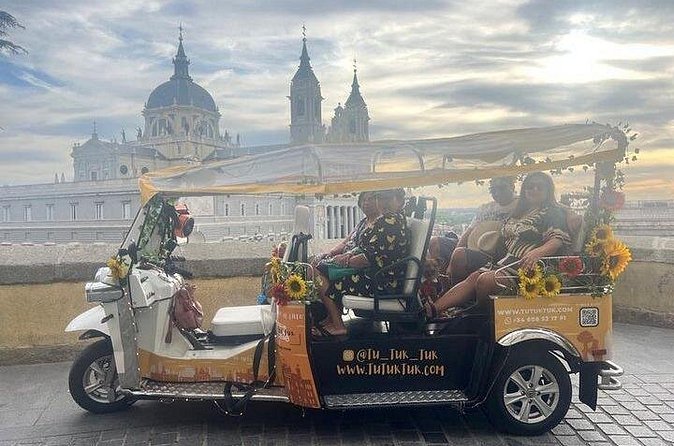 Privately Guided Panoramic Tour in Yellow Tuk Tuk from Madrid - Salamanca and Plaza de Colón