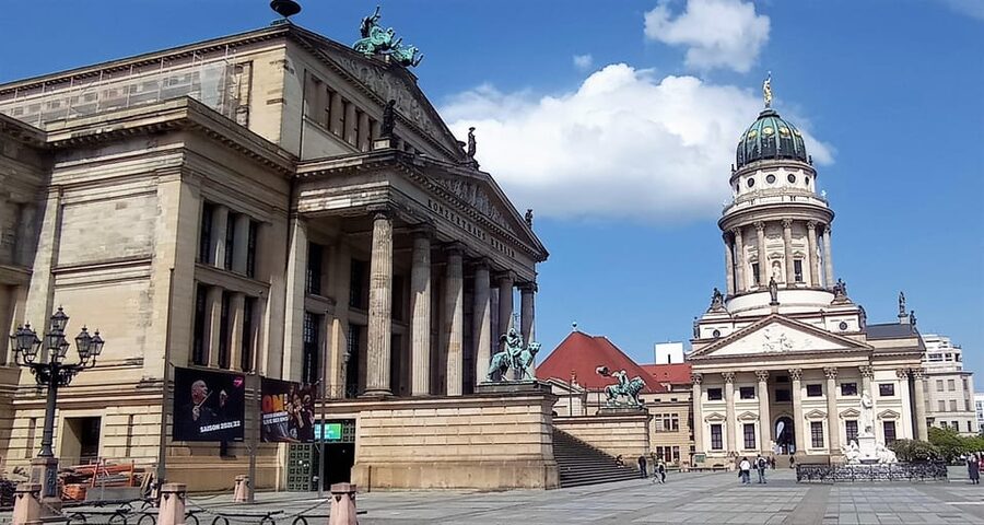 Promotion Berlin Rickshaw Shared Guide (Combo Vehicle Group) - Hitler’s Bunker and the Holocaust Memorial