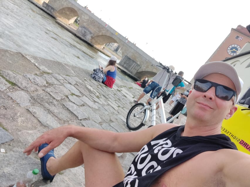 Regensburg citytour rickshaw-pedicab - What the guide actually does