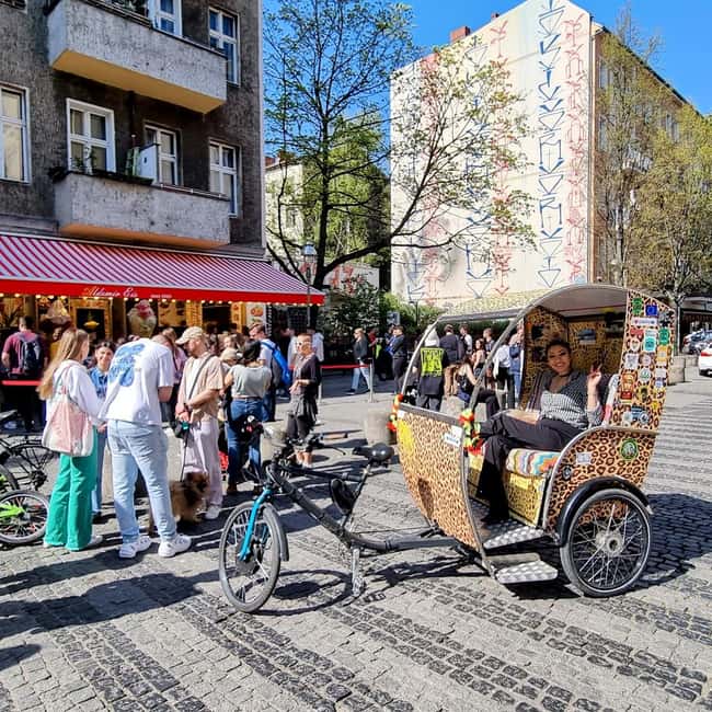 Rickshaw day trip Adventure full of culture and fun! with hotel pickup - Brandenburg Gate begins the classic Berlin story