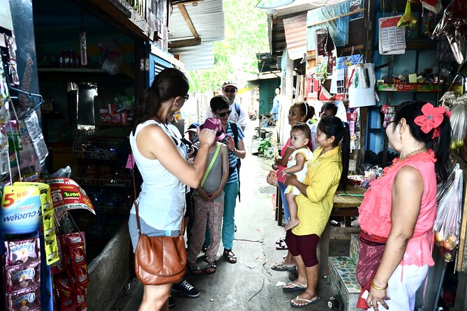 Rickshaw & Hike the Colors of Bangkok jungle - Bang Nam Phueng Floating Market on the right day