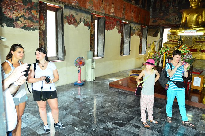 Rickshaw & Hike the Colors of Bangkok jungle - What the guide adds to the day