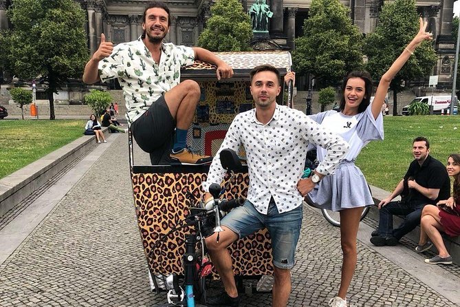 Rickshaw Sightseeing Tours Berlin - Highlights Berlin - Rickshaw city tour - A personal guide, not a scripted lecture