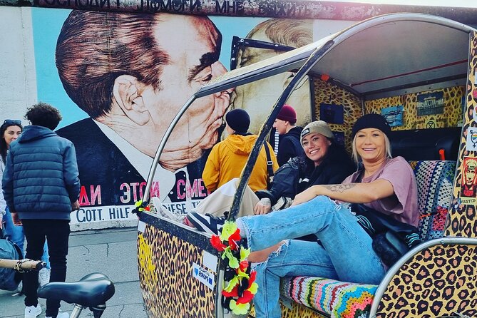 Rickshaw Tours Berlin - Groups of up to 16 people with several rickshaws - Gendarmenmarkt and the historic center