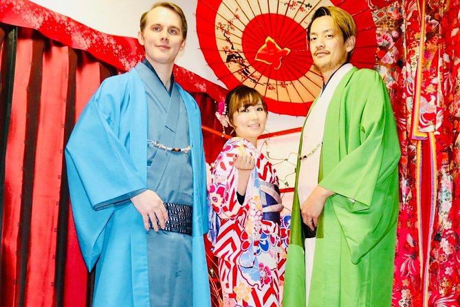 Ride a rickshaw wearing a kimono in Asakusa! Enjoy authentic traditional culture! - What the $52.17 price really covers
