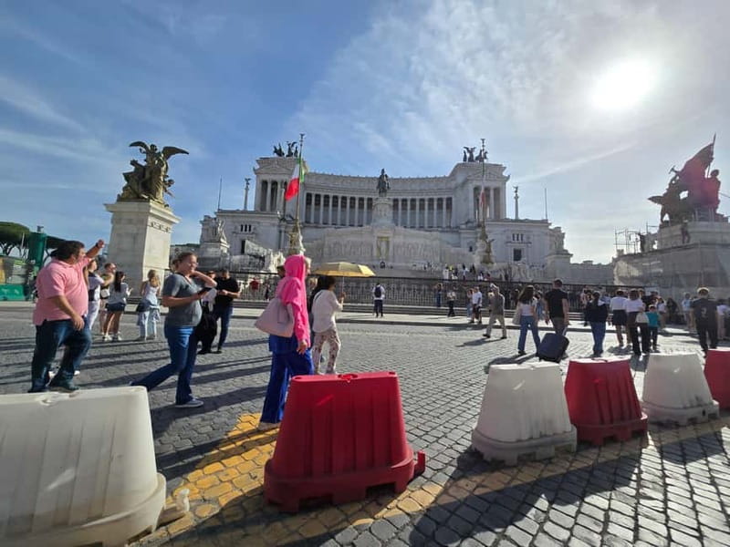 Rome: City Center Private Tour With Tuk-Tuk - Starting at Largo Gaetana Agnesi
