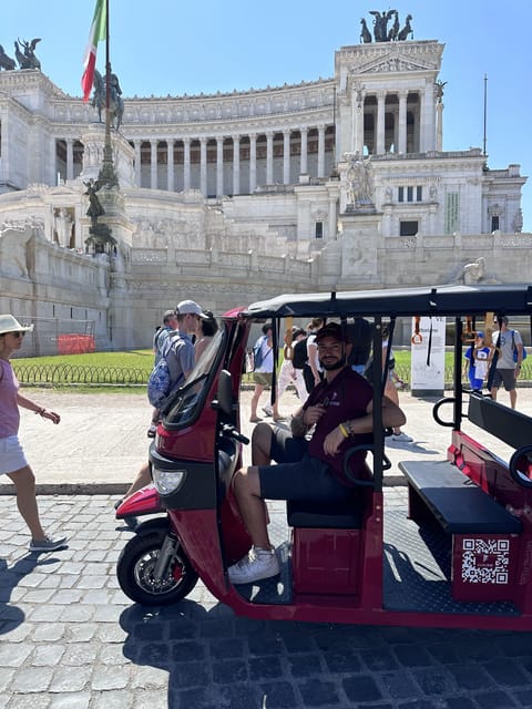 Rome: City Highlights E-Tuk Tuk Tour - Trevi Fountain and Piazza Navona