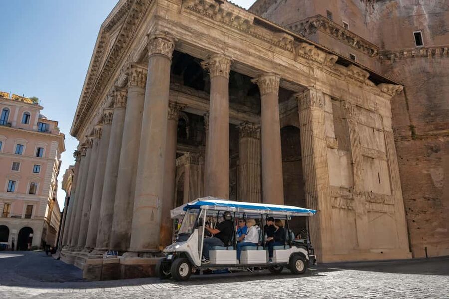 Rome: Tuk-Tuk Guided Tour in Rome City Center - Capitoline Hill and Piazza Venezia viewpoints