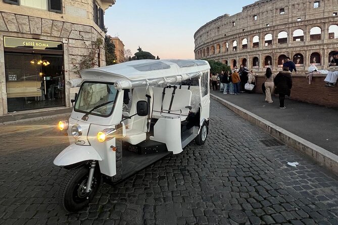 Rome:Tuk-Tuk Private Tour of the City Center - Circus Maximus and the Mouth of Truth